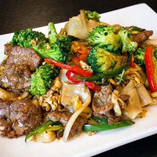 (D) DRUNKEN NOODLES